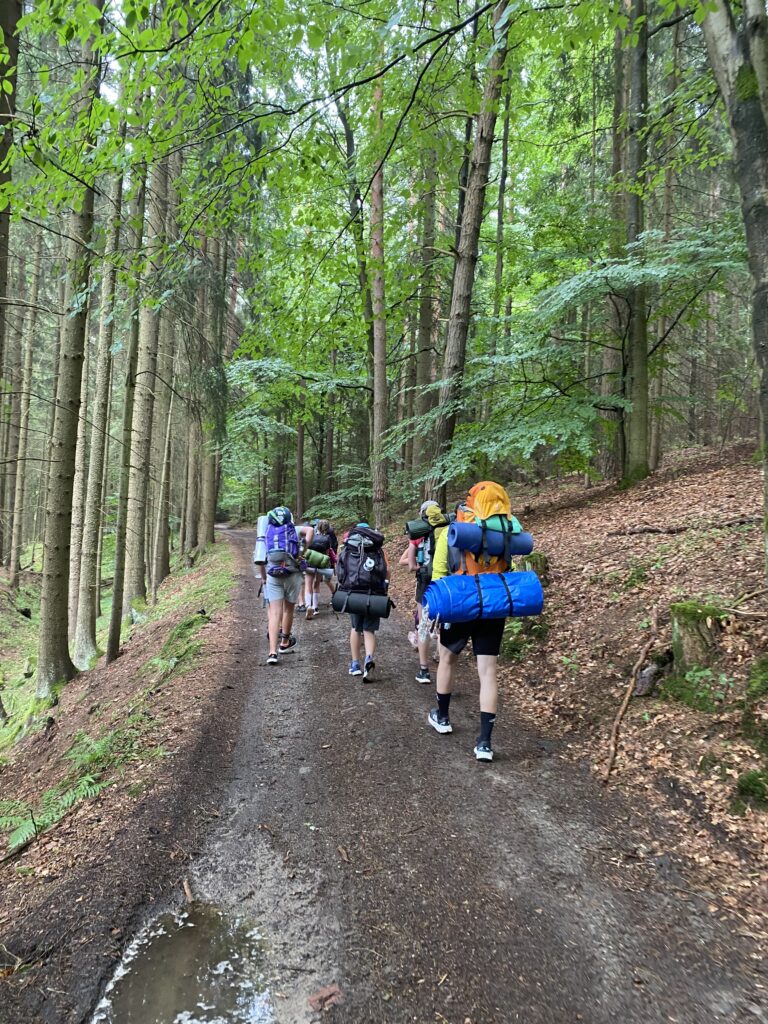 4162F3A4-97B0-4B7A-B9BB-824FB9A3F37C