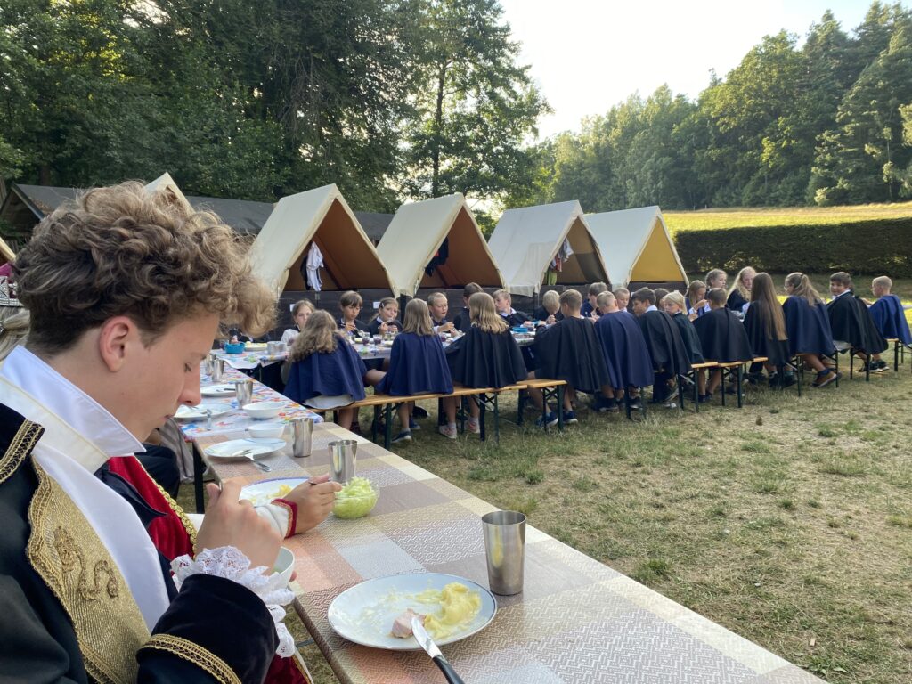 B9DBC3A8-D014-40A5-BC3B-B81107FAF0CF