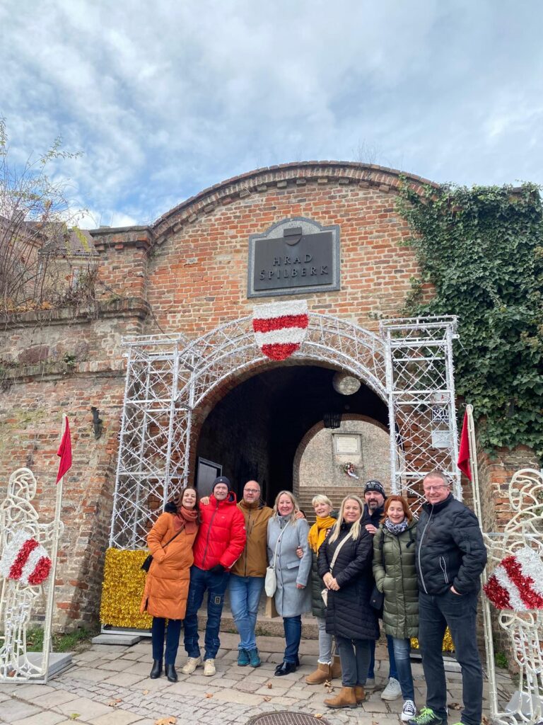 WhatsApp Image 2025-11-21 at 15.51.29