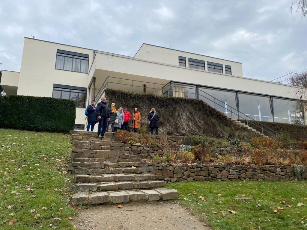 WhatsApp Image 2025-11-21 at 23.01.34 (2)