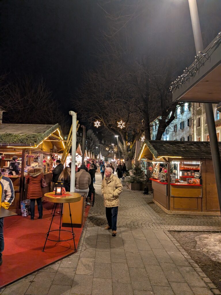 PXL_20251211_162334495